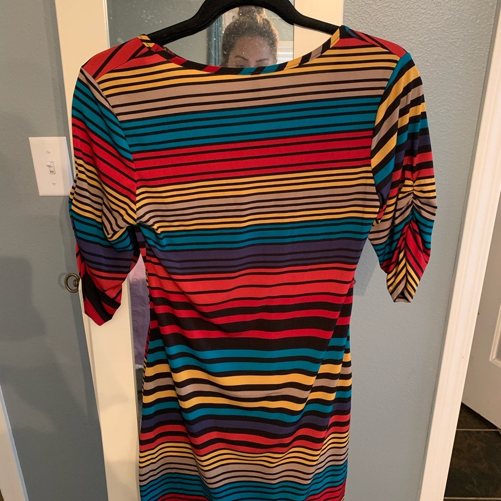 Dress - Picture 2 of 3
